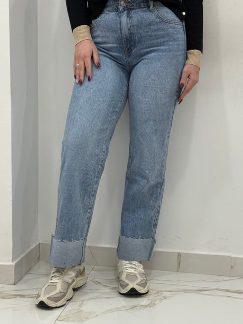 Jeans con piegone- lavaggio chiaro
