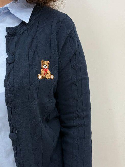Cardigan a Trecce con Patch Teddy
