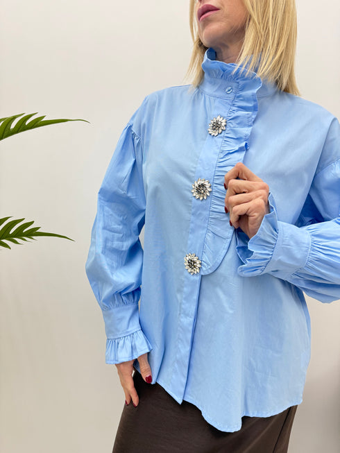Camicia con volant e bottoni gioiello