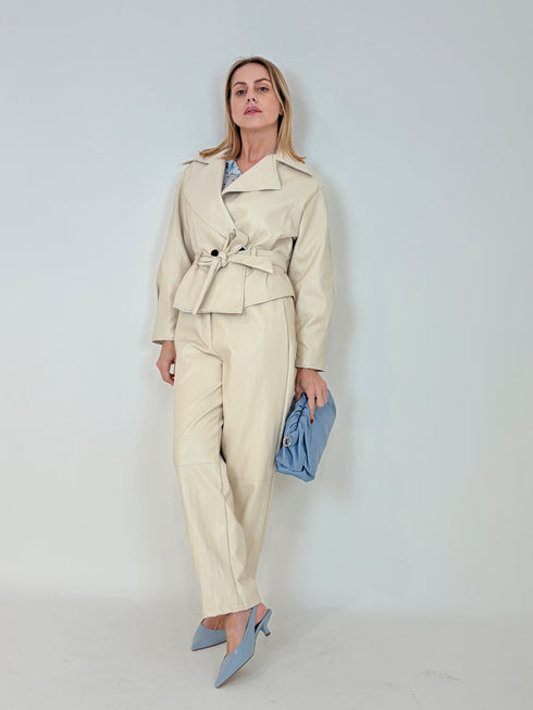 Pantalone ecopelle con elastico