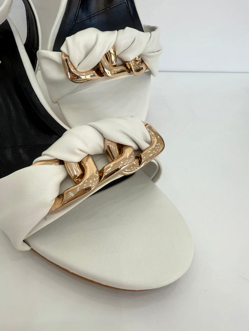 Sandalo intrecciato gioiello