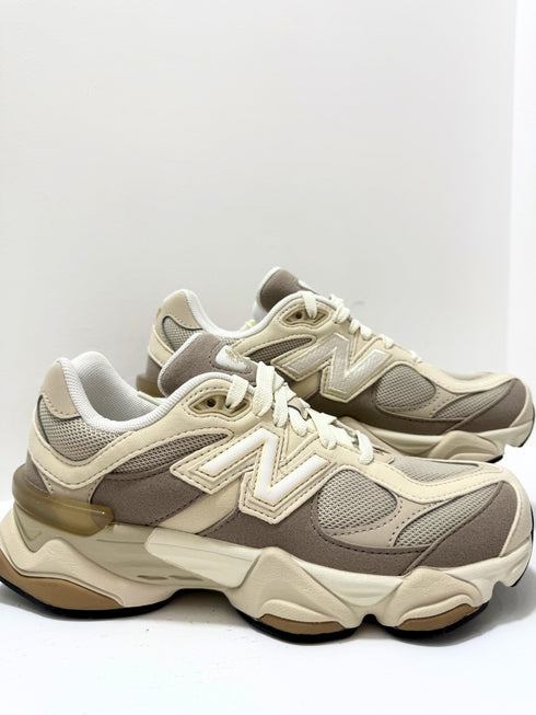 Scarpe New Balance 9060