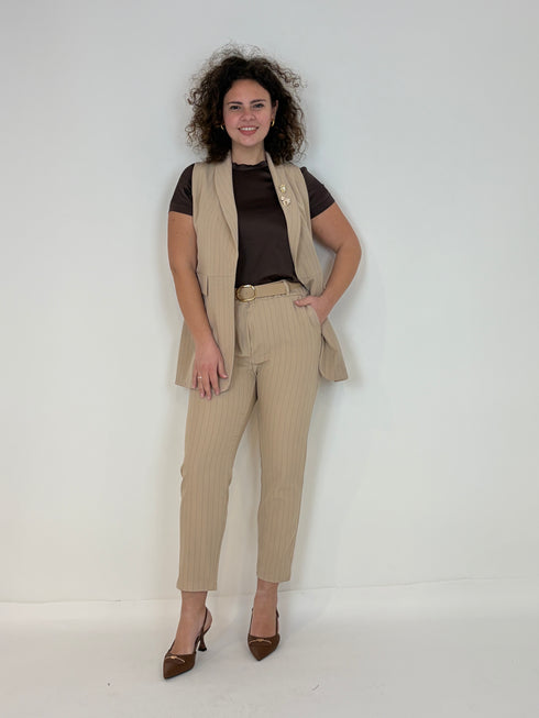 Completo con Gilet e Pantalone Sigaretta – Blooma