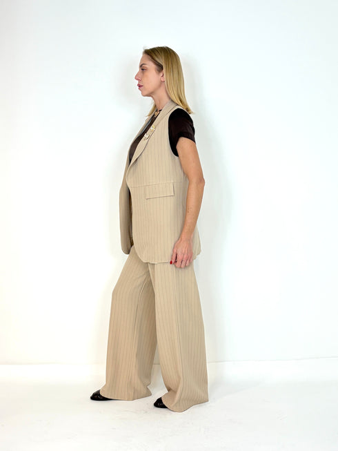 Completo gessato con gilet