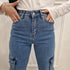 Jeans donna cargo con fascette