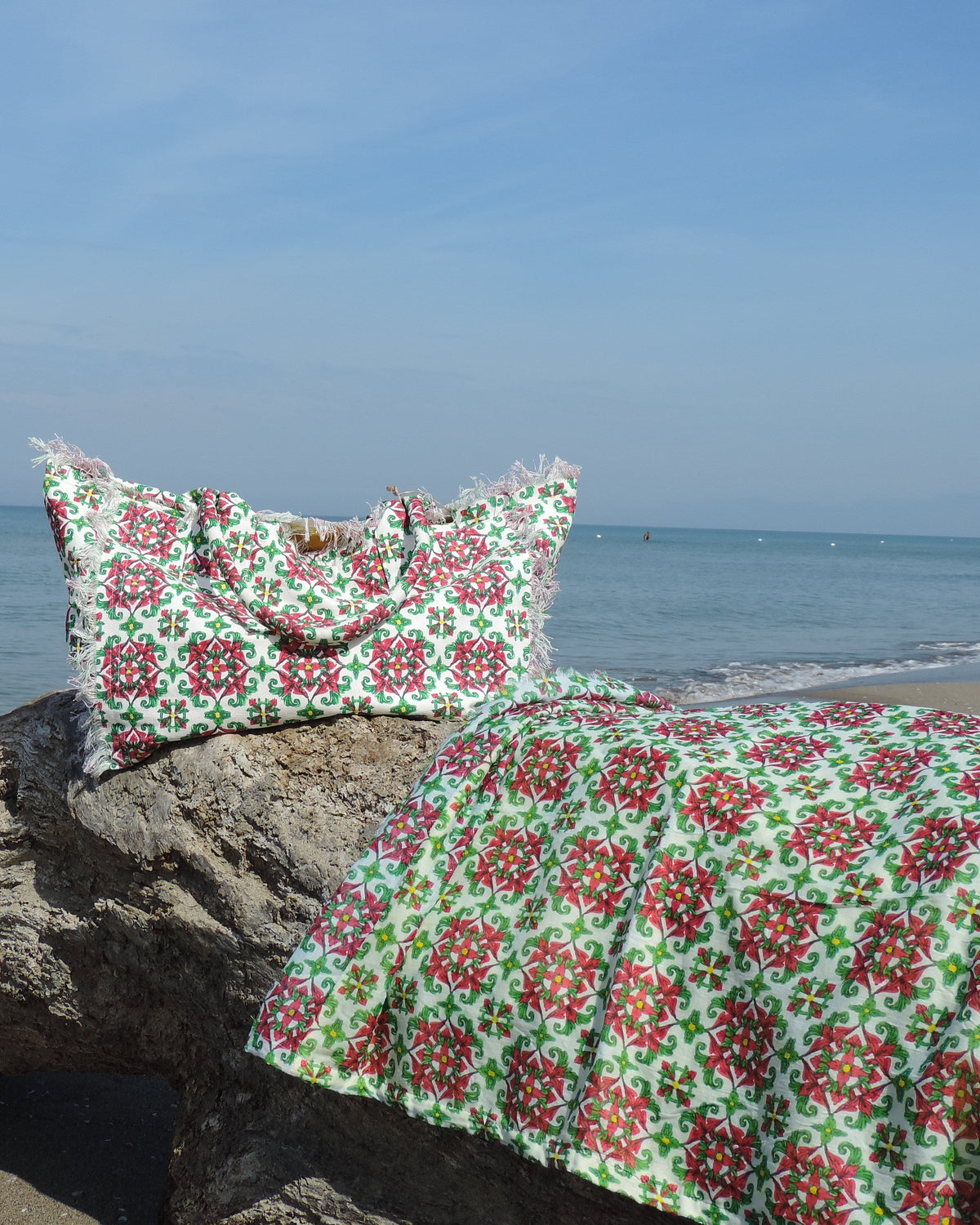 Set Mare: Maxi Borsa in Paglia e Telo Coordinato