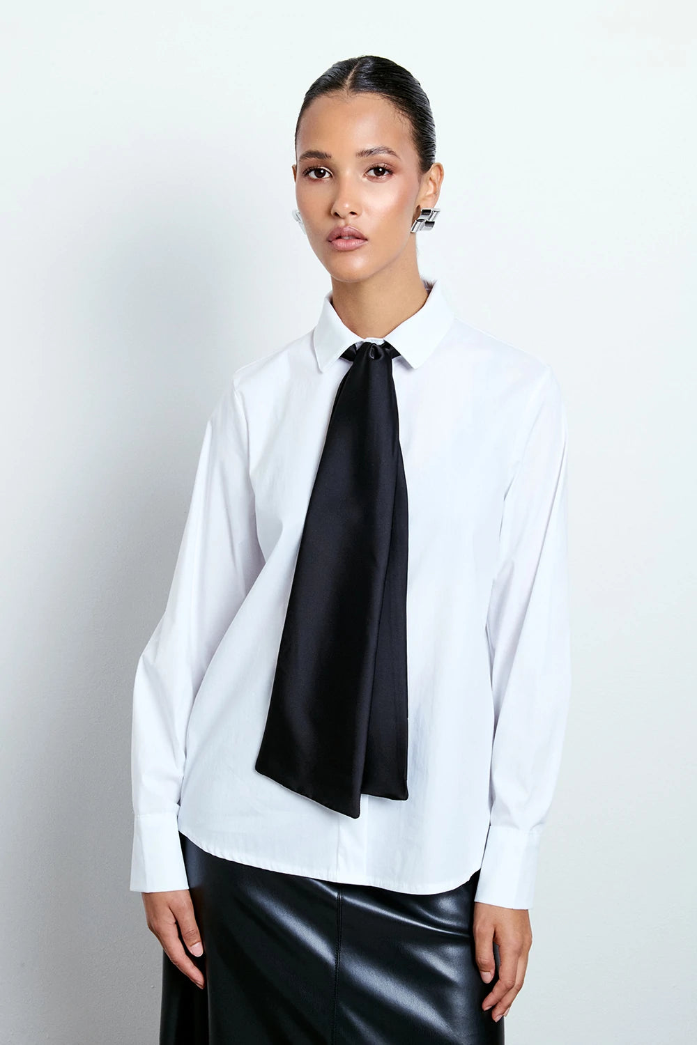 Camicia con fiocco raso Two Way