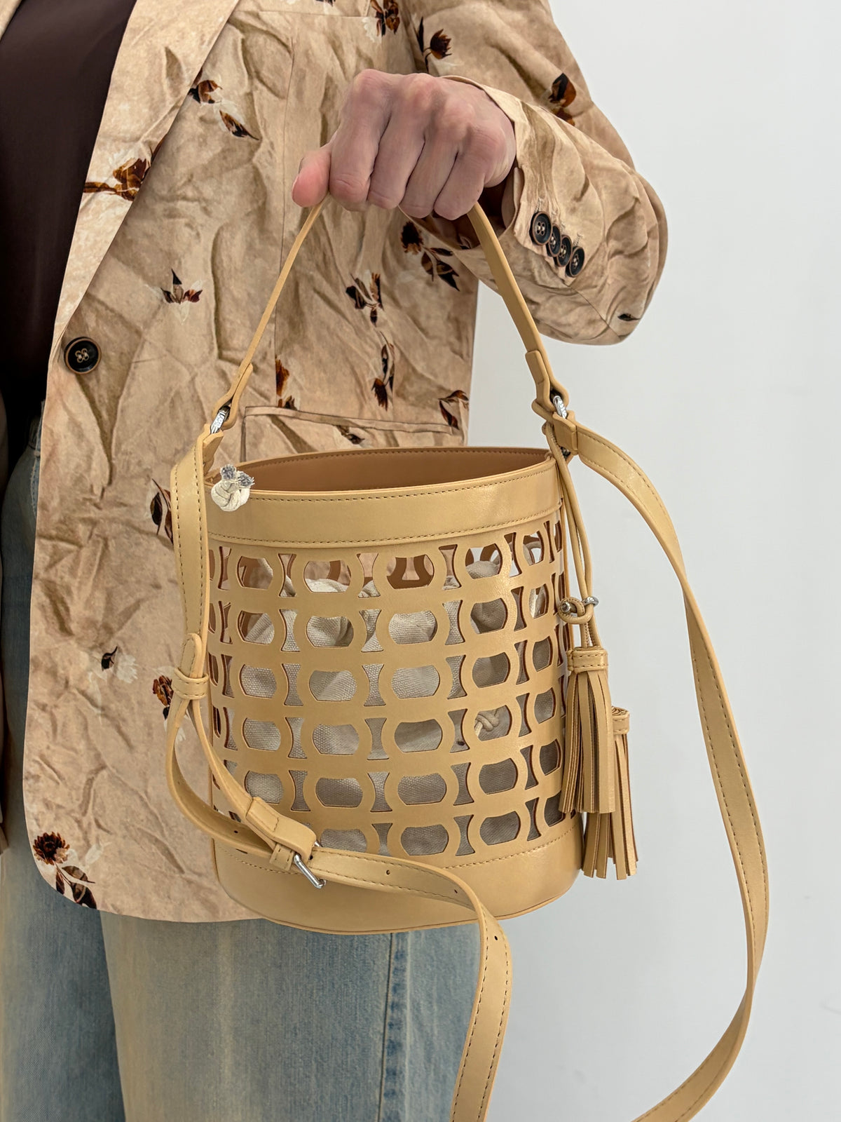 Borsa secchiello traforato